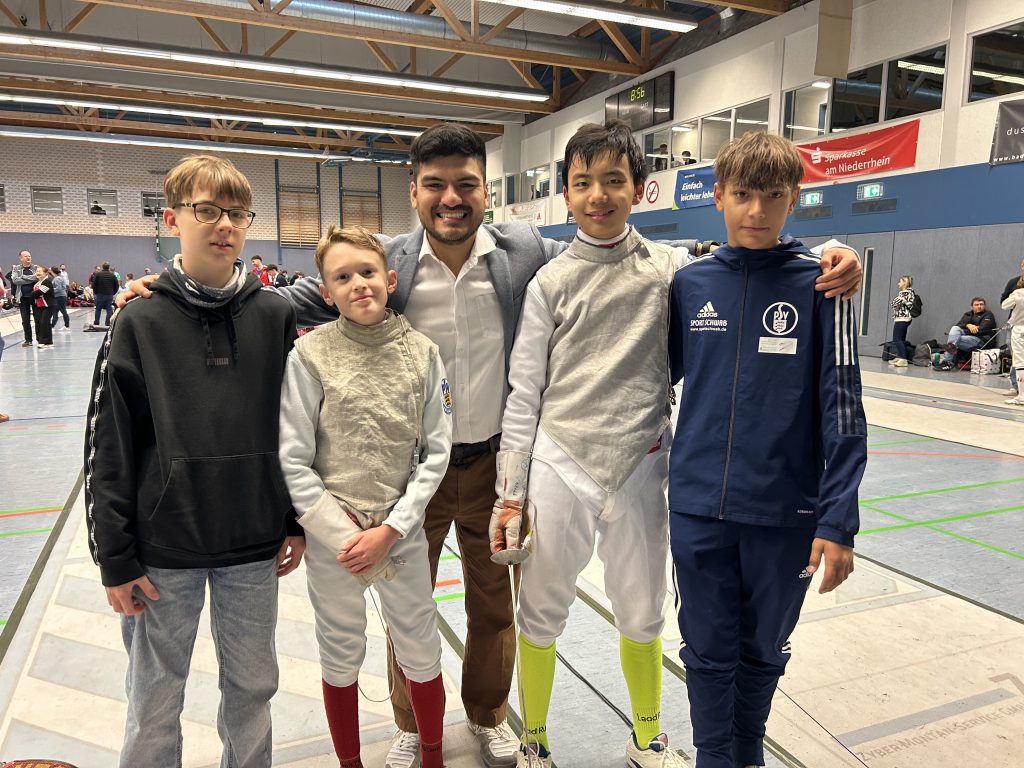 Starke Leistung in Moers: Beim DFB-Qualifikationsturnier Allstar Deutschland Challenge der U15 setzte sich Yihang Huang im Feld von 123 Teilnehmern durch und errang die Bronzemedaille.