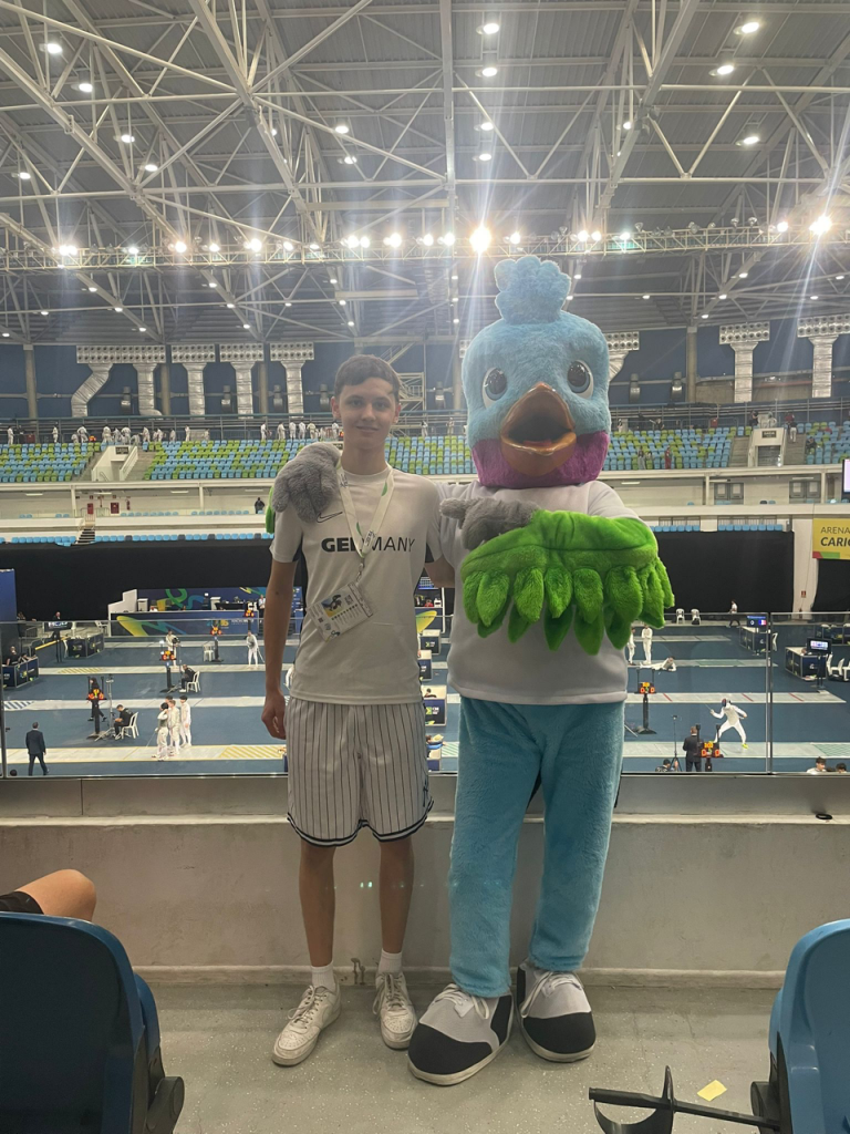 Der Stuttgarter WM-Teilnehmer bei den U17-Weltmeisterschaften im brasilianischen Rio de Janeiro, Kirill Schimann, startete furios in den Wettkampf.